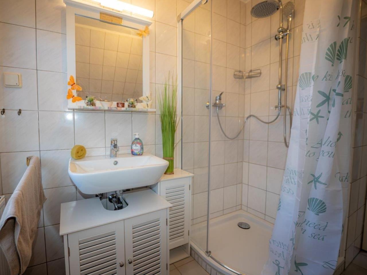 194 Fewo Dat Luetjehuus Mit Dachterrasse Im Ersten Stock Лютьєнбурґ Екстер'єр фото